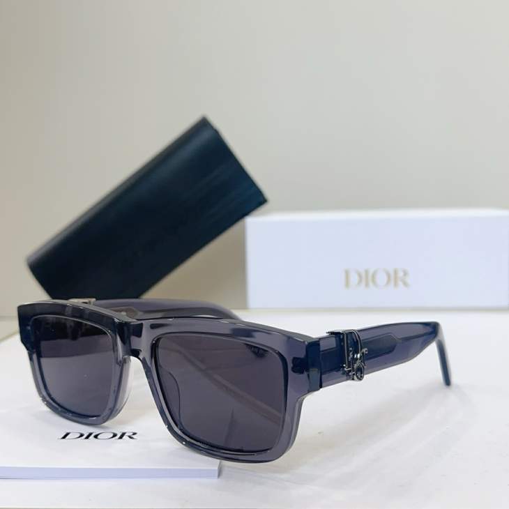 Picture of Dior Sunglasses _SKUfw76034155fw